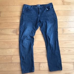 Reitmans Medium Wash Jeans